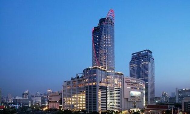 Centara Grand Bangkok /  Centara Hotels & Resorts